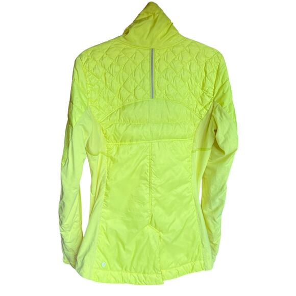 Lululemon Size 8 What The Fluff Pullover Jacket Clarity Yellow Neon Down Puffer - Picture 4 of 16
